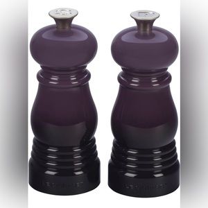 Le Creuset Salt & Pepper Mill Set